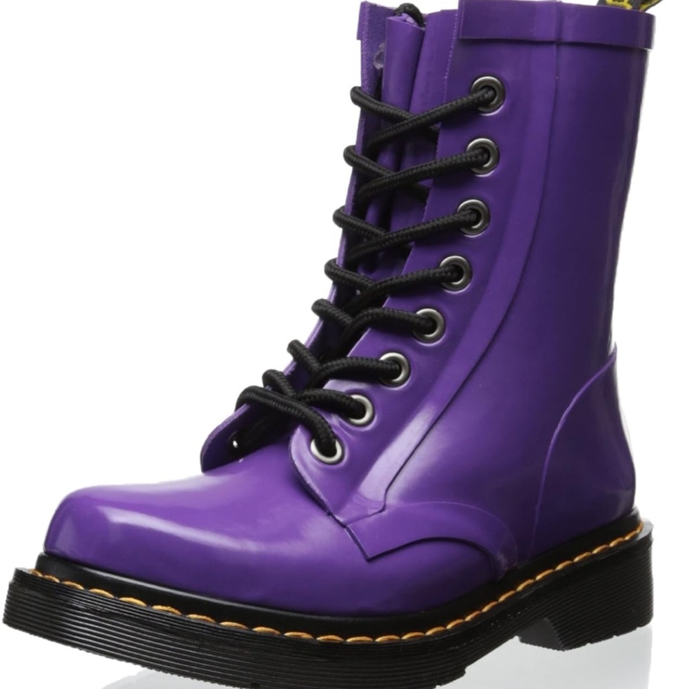 Dr Martens Women’s Purple Drench Boot NWOT